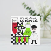 Jongen allemaal over de uitnodiging van de Birthda (Staand voorkant)