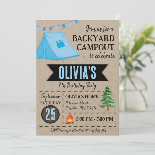 Jongen Campout Verjaardag Uitnodiging Achtertuin C (Staand voorkant)
