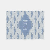 Jongen: Cute Blue Safari Crocodile Pattern and Nam Fleece Deken (Voorkant (Horizontaal))