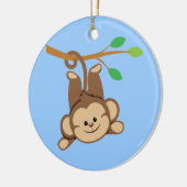 Jongen die aap zwaaien keramisch ornament (Links)