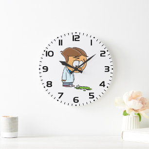 Jongen die een experiment neergooien grote klok