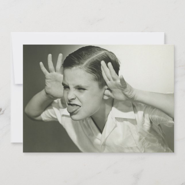 Jongen die gezicht maken (Voorkant)