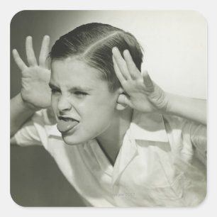 Jongen die gezicht maken vierkante sticker