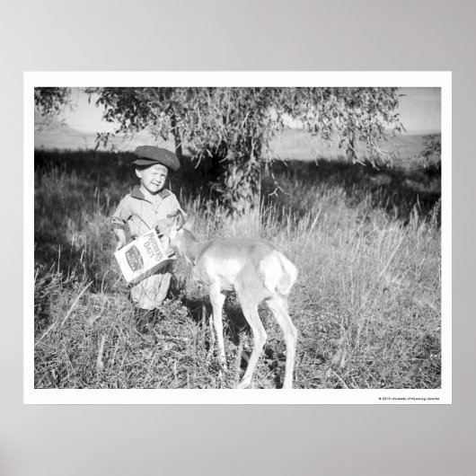 Jongen die met de hand antilopen poster (Voorkant)