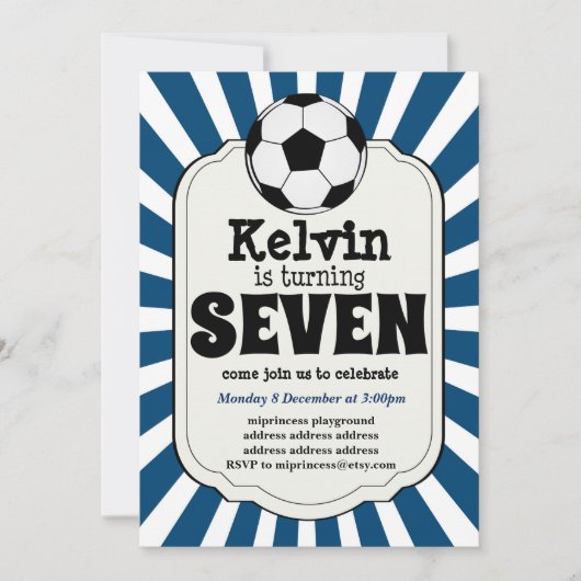 jongen die SEVEN Voetbal nodigt uit Kaart (Voorkant)