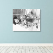 Jongen die zich verkleed als Cowboy met speelgoed Canvas Afdruk (Insitu (Houten vloer))