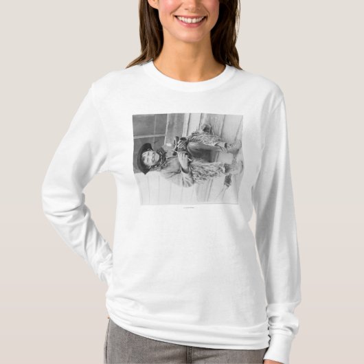 Jongen die zich verkleed als Cowboy met speelgoed T-shirt (Voorkant)