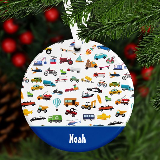 Jongen Dingen die Kind kerst met auto's verplaatse Ornament