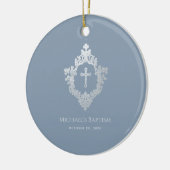 Jongen Dusty Blauw  Kruis in Crest Keramisch Ornament (Links)