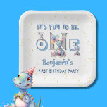 Jongen Eerste Verjaardag Plezier Een Dinosaurus Papieren Bordje<br><div class="desc">Vier je "Benjamin's" draaien met deze leuke dinosaurus thema custom birthday paper bord. Het is leuk om er een te worden en de gelegenheid met familie en vrienden te delen. Alle ontwerpvragen sturen gewoon een chat of een e-mail naar charmdesignstudio@rcn.com en we helpen u graag verder.</div>