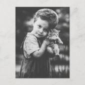 Jongen en kittens briefkaart (Voorkant)