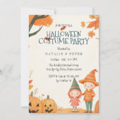 Jongen en Meisje Oranje Halloween Kostuumfeest Kaart (Voorkant)