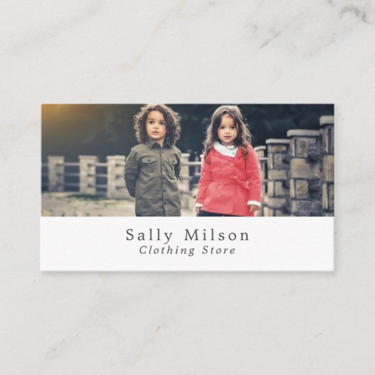 Jongen en meisjes, kinderkledingwinkel visitekaartje (Voorkant)