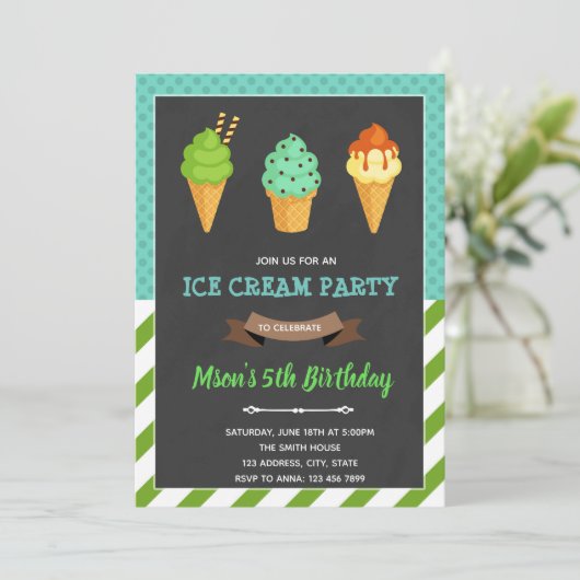 Jongen-ijsjes verjaardagsuitnodiging kaart (Staand voorkant)