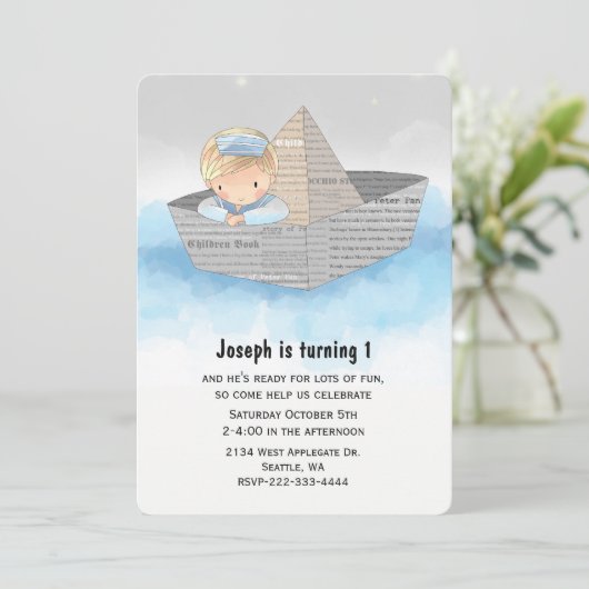 Jongen in Boot Babys Eerste Verjaardag Uitnodiging (Staand voorkant)