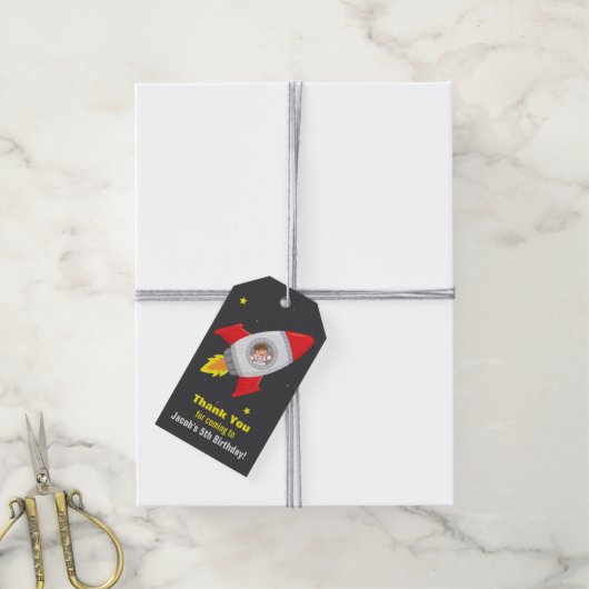 Jongen in ruimteschip ruimte verjaardagsfeest cade cadeaulabel (Met Touw)