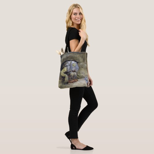 “Jongen met trol” van John Bauer Tote Bag (Op model)