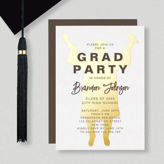 Jongen Modern Brown Gold Graduation Party Folie Uitnodiging