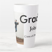 jongen naam toevoegen datum jaar tekst QR afstuder Latte Mok (Voorkant)