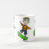 Jongen op skateboard koffiemok (Center)