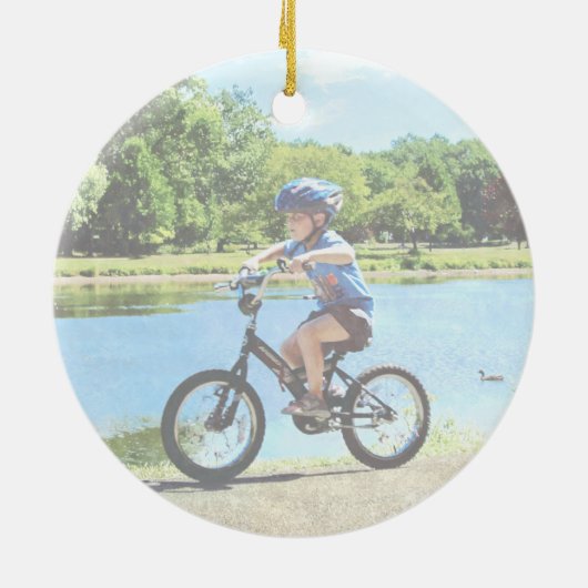 Jongen op zijn fiets keramisch ornament (Achterkant)