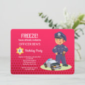 Jongen politieman Birthday Party-uitnodigingen Kaart (Staand voorkant)