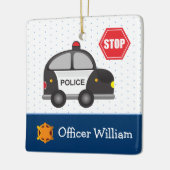 Jongen politiemanager en Kerstmis met auto Keramisch Ornament (Links)