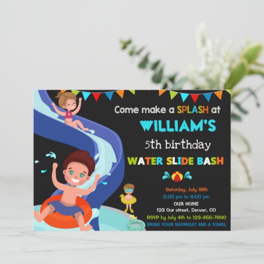 Jongen Pool party over de verjaardag van Waterslid Kaart (Staand voorkant)