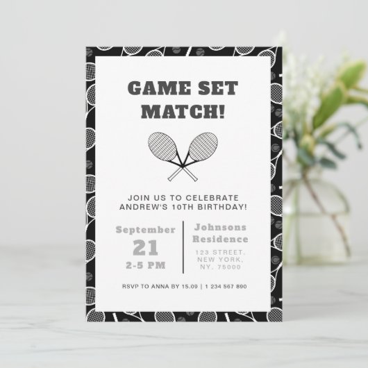 Jongen Tennis Verjaardag Party Rackets Uitnodiging (Staand voorkant)