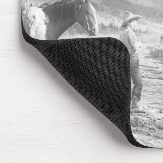 Jongen vliegen vissen. muismat (Hoek)