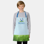 Jongens aangepaste voetbal school kunst schort (Gedragen)