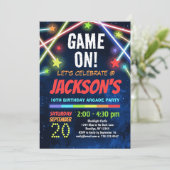 Jongens Arcade Party Birthday Uitnodigingsspel aan Kaart (Staand voorkant)