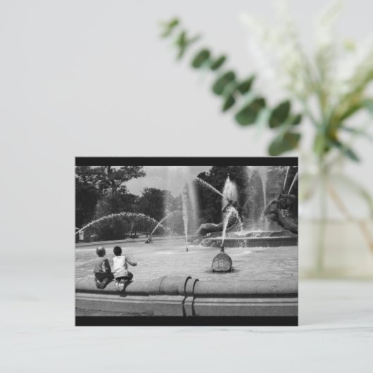 Jongens bij Logan Cirkel Briefkaart (Staand voorkant)