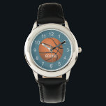 Jongens Blauwe sport Basketball Kinder Horloge<br><div class="desc">Deze schattige en moderne kinder horloge heeft een basketbal met een blauwe achtergrond. Het horloge kan gepersonaliseerd worden met de naam van je jongens,  en duidelijke getallen,  het perfecte cadeau voor elke sportliefhebber.</div>