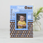 Jongen's Blue Polka Dots Baby's First Birthday Fot Kaart (Staand voorkant)