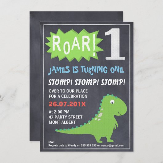 Jongens Dinosaurus Chalkboard 1e Verjaardag Uitnod Kaart (Voorkant / Achterkant)