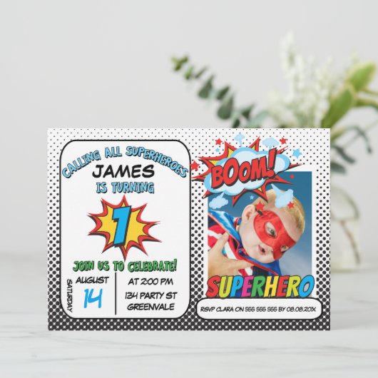 Jongens Foto Superheld 1e verjaardag Uitnodiging (Staand voorkant)