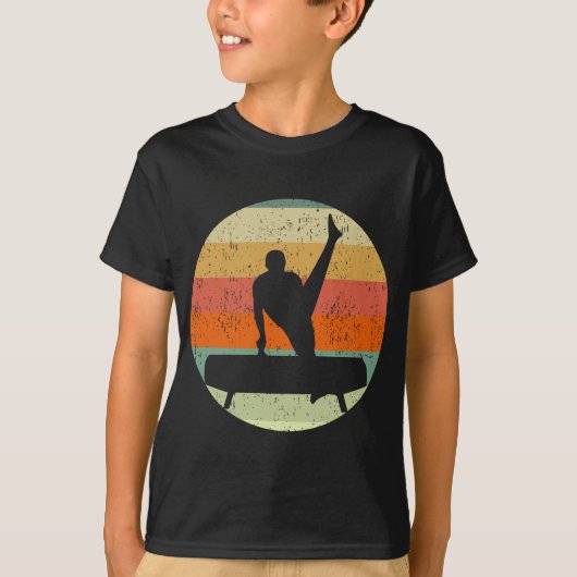 Jongens Gymnastiek Male Gymnast bij zonsondergang T-shirt (Voorkant)