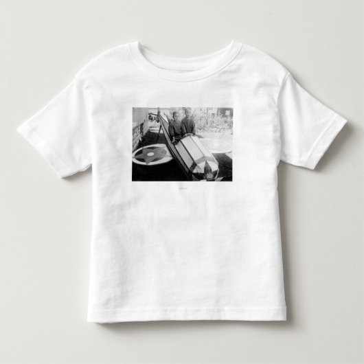 Jongens in een zeeslak kinder shirts (Voorkant)