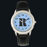Jongens kijken | gepersonaliseerde letter R monogr Horloge<br><div class="desc">Jongens kijken | gepersonaliseerde letter R monogram. Leuk personaliseerbaar cadeau-idee voor kleine kinder. Aangepaste kinderhorloge met voornaam initiaal. Zwart en blauw ontwerp.</div>