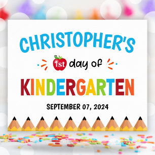 Jongens Kleurrijke eerste dag van school kleutersc Poster