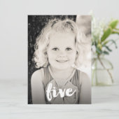 Jongens Meisjes 5th Birthday Nummer Vijf Fotobedek Kaart (Staand voorkant)