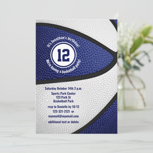 jongens meisjes blauw wit basketbalfeest kaart (Staand voorkant)