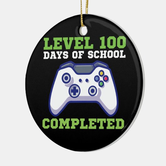 Jongens niveau 100 dagen van de school voltooid keramisch ornament (Links)