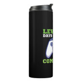 Jongens niveau 100 dagen van de school voltooid thermosbeker (Gedraaid links)