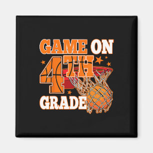 Jongens spel op 4e klas basketbal terug naar schoo magneet