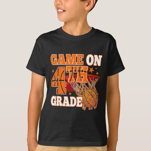 Jongens spel op 4e klas basketbal terug naar schoo t-shirt (Voorkant)