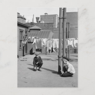 Jongens spelen, begin jaren 1900 briefkaart