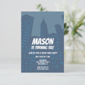 Jongens Superhero Stad Verjaardagsfeest Uitnodigin Kaart (Staand voorkant)