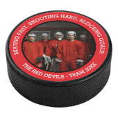 Jongens team foto en slogan rood zwart wit hockey puck (3/4)